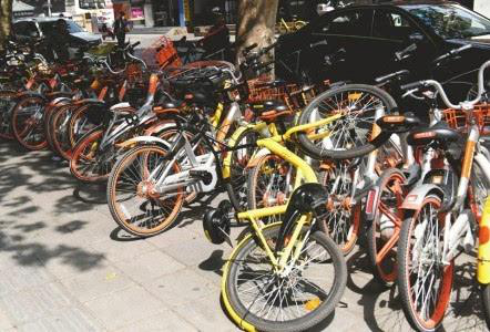 共享單車|共享單車堆積圖片"共享單車問(wèn)題突顯.png"