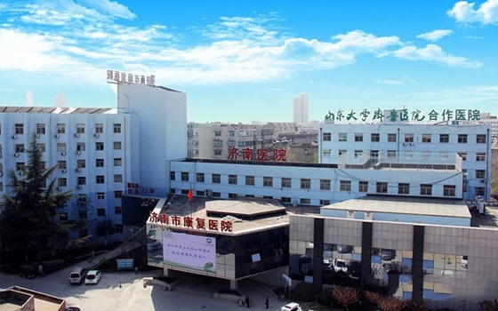 花粉共享輪椅進(jìn)駐山東濟(jì)南醫(yī)院.jpg