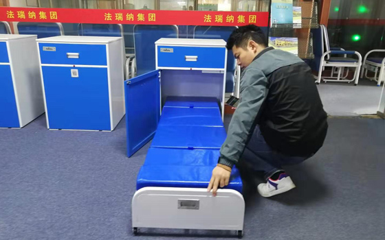 共享陪護(hù)床為醫(yī)院分擔(dān)，更為陪護(hù)者服務(wù)