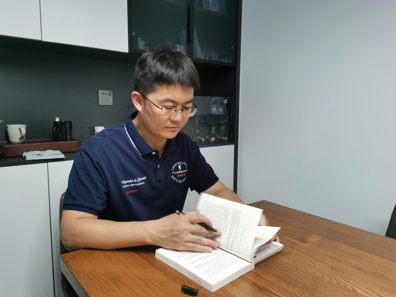李彥博工作照1.jpg